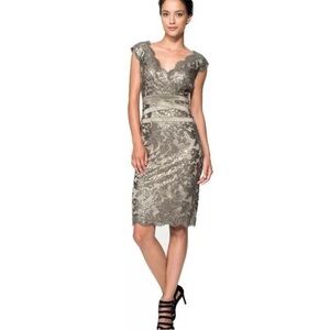 TADASHI SHOJI Women 12 Green Metallic Sequin Lined Elegant Lace Cap Sleeve Dress